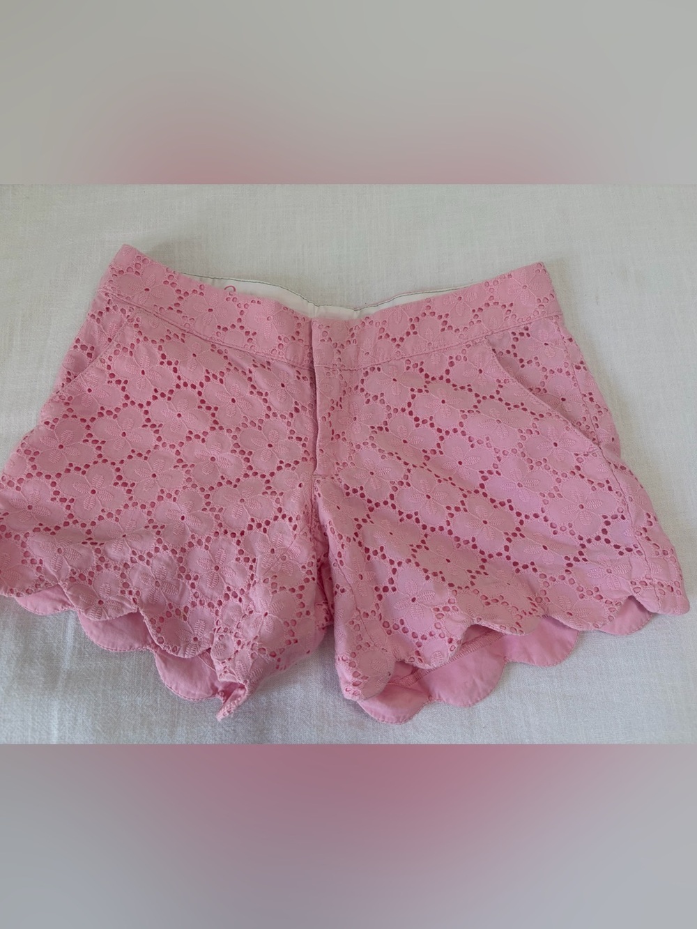Lilly Pulitzer Eyelet Buttercup shorts